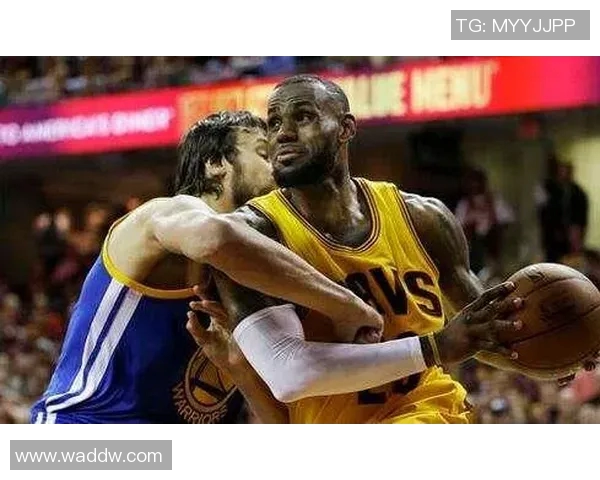 姚明身高237厘米的传奇篮球生涯与中国体育的辉煌成就