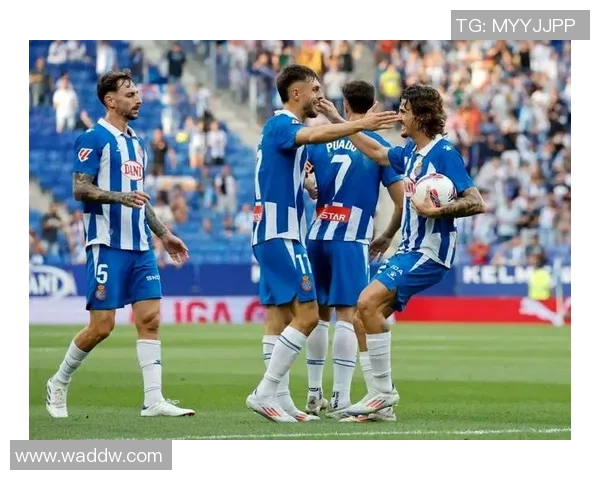 西班牙人降级，德甲劲旅多特蒙德锁定西甲明星球员